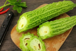 吃瓜爆料配乐是什么名字,揭秘“吃瓜爆料”神曲背后的故事